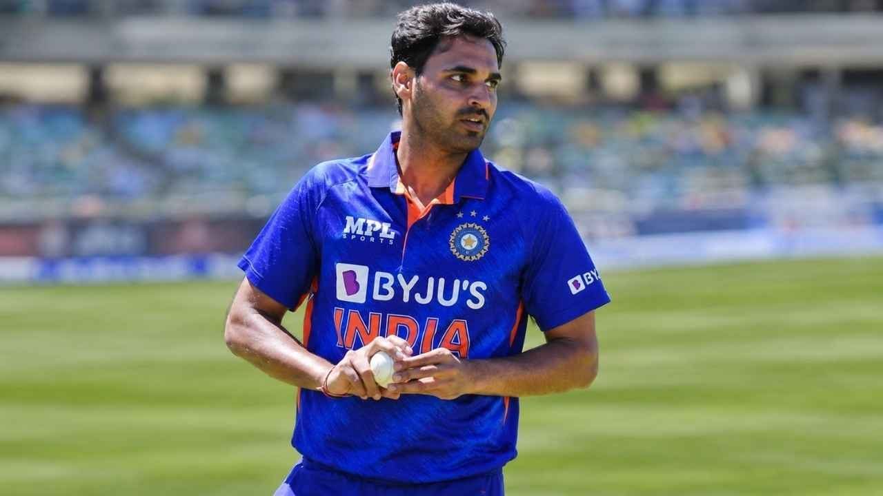 Cricket News: 4 साल बाद टीम इंडिया में लौटे भुवनेश्वर कुमार, बिना गेंद फेंके ही रच दिया नया इतिहास, सीरीज 2-2 पर छूटी