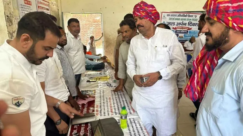 नूंह में सेवा सेतु कैंप: साकरस में 502 और रोजका मेव में 145 आवेदन, मौके पर निपटाई गईं शिकायतें
