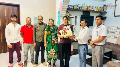 रोहतक की दो बेटियों ने एशियन गेम्स में जीते स्वर्ण पदक, घर पहुंचकर सम्मानित हुईं